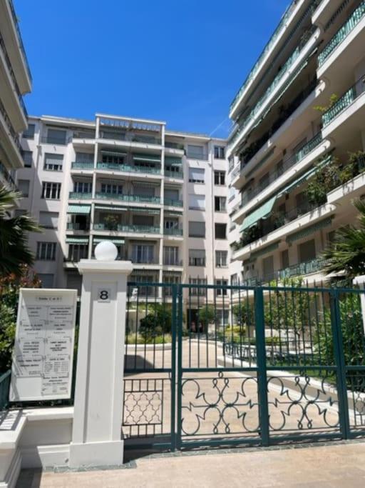 Bel Appartement Au Coeur Du Carre D'Or Massena Niza Exterior foto